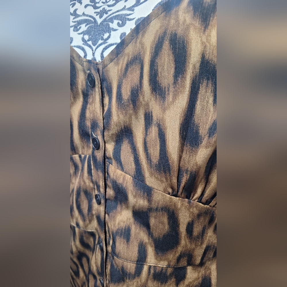 Le Chateau Lrg Animal Print Dress - Picture 7 of 7